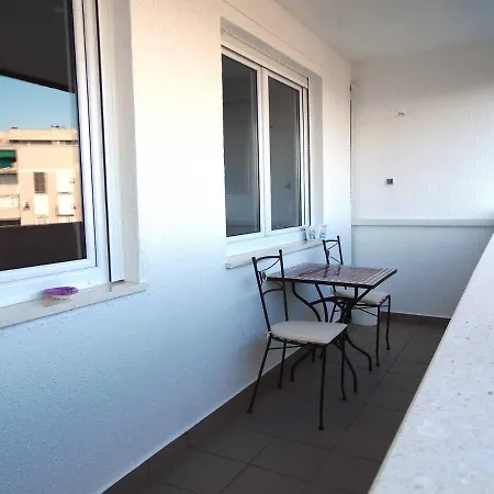 Habitación en casa particular Lovely Near Beaches And Center, All Is Shown